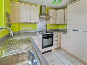 Kitchen- click for photo gallery